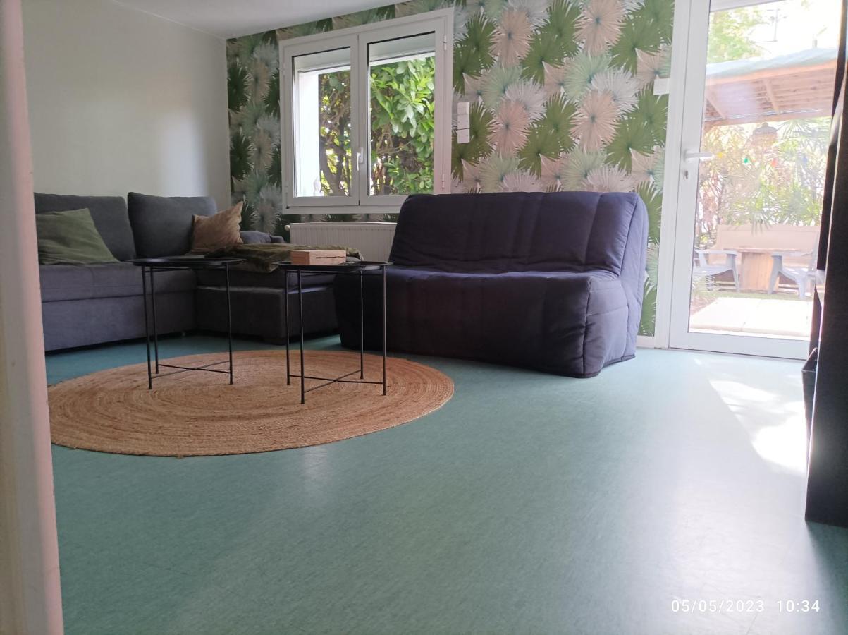 La Cahute, Appartement T2 Avec Jardin Ou Appartement Familial T6 Μοντωμπάν Εξωτερικό φωτογραφία
