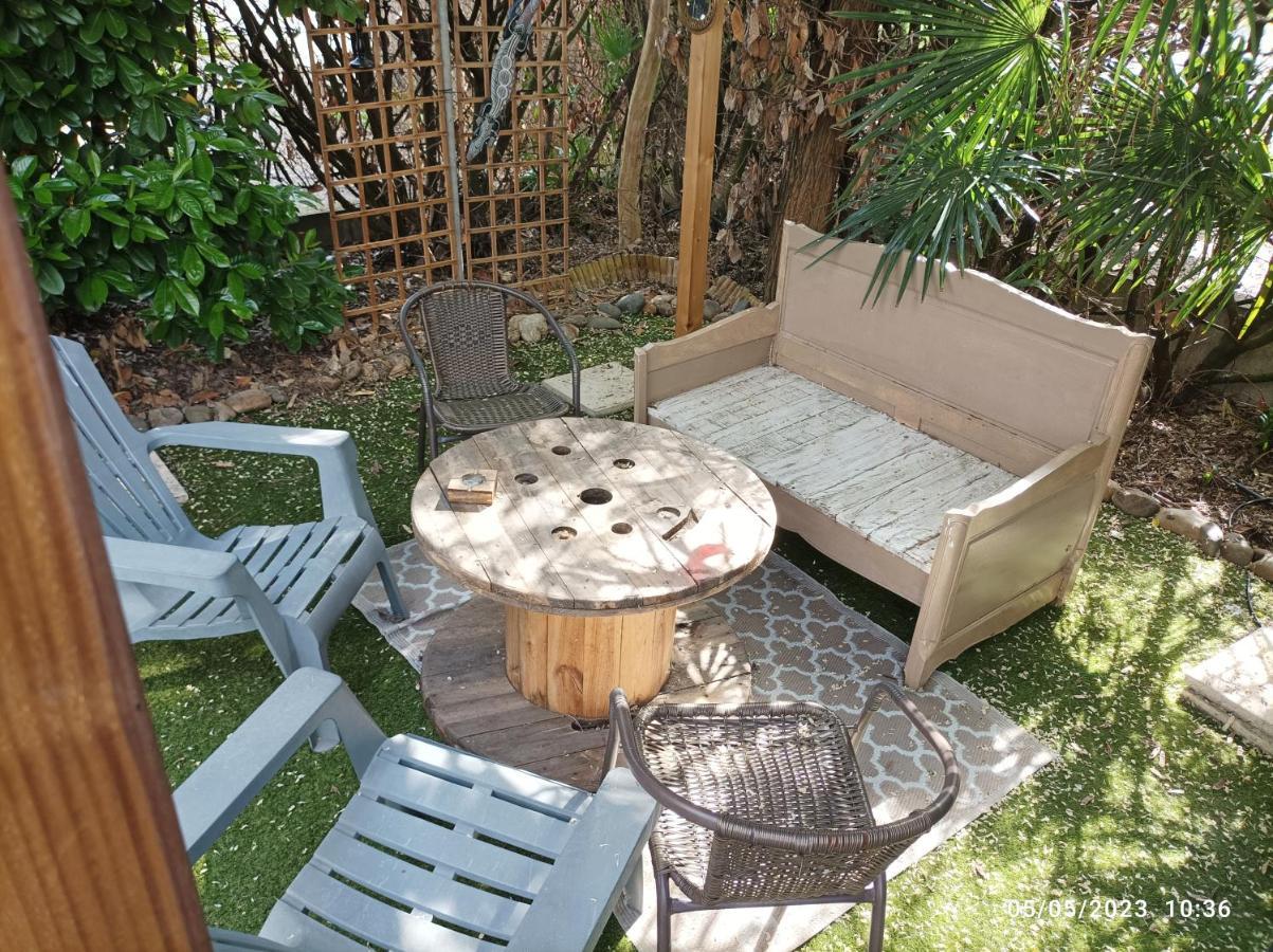 La Cahute, Appartement T2 Avec Jardin Ou Appartement Familial T6 Μοντωμπάν Εξωτερικό φωτογραφία